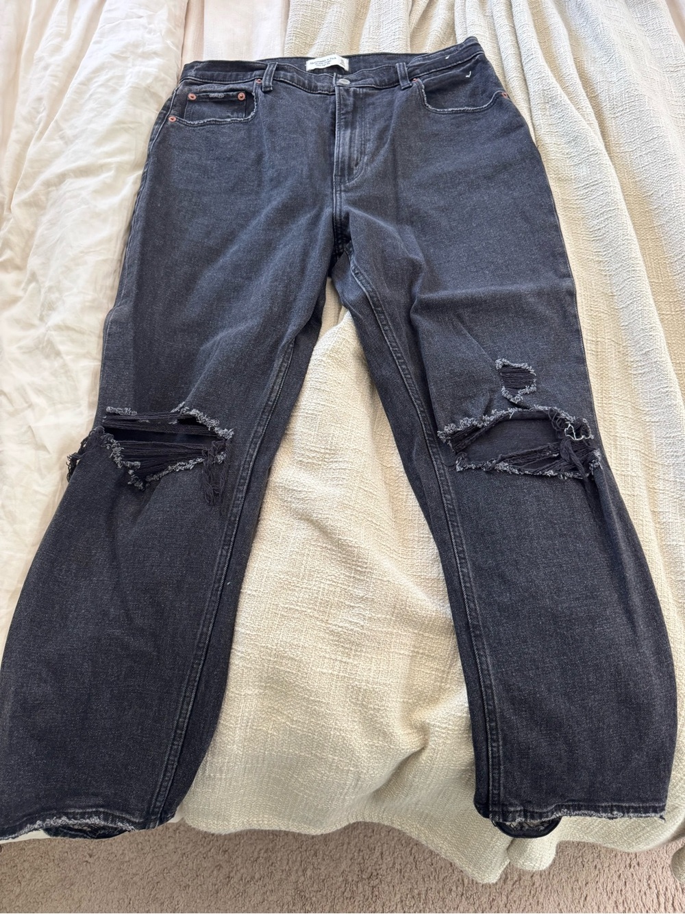 Abercrombie & Fitch Black Distressed Straight-Leg Jeans